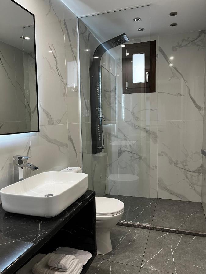 Double Bee Villa With Private Pool Agios Konstantinos  Exteriör bild