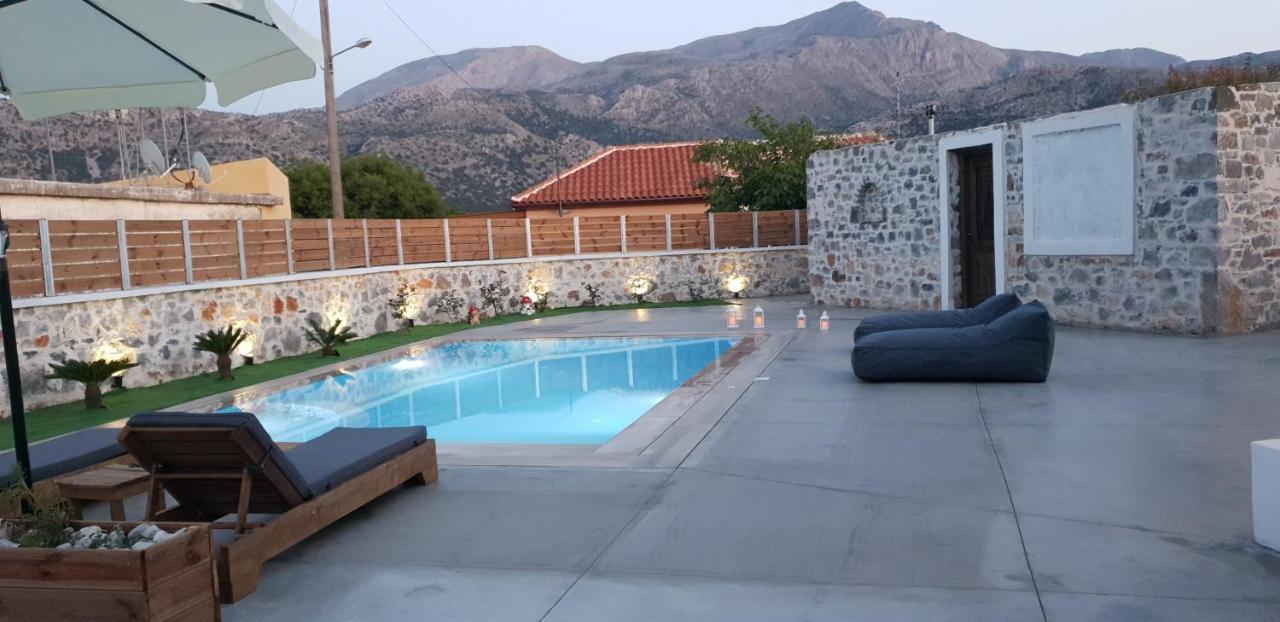 Double Bee Villa With Private Pool Agios Konstantinos  Exteriör bild